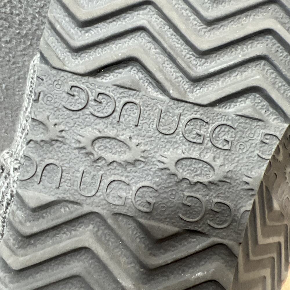 UGG Classic Cardy Boots Gray Knit Uncycled Wool Pull-On Winter 5819 Size 7 - Picture 13 of 14